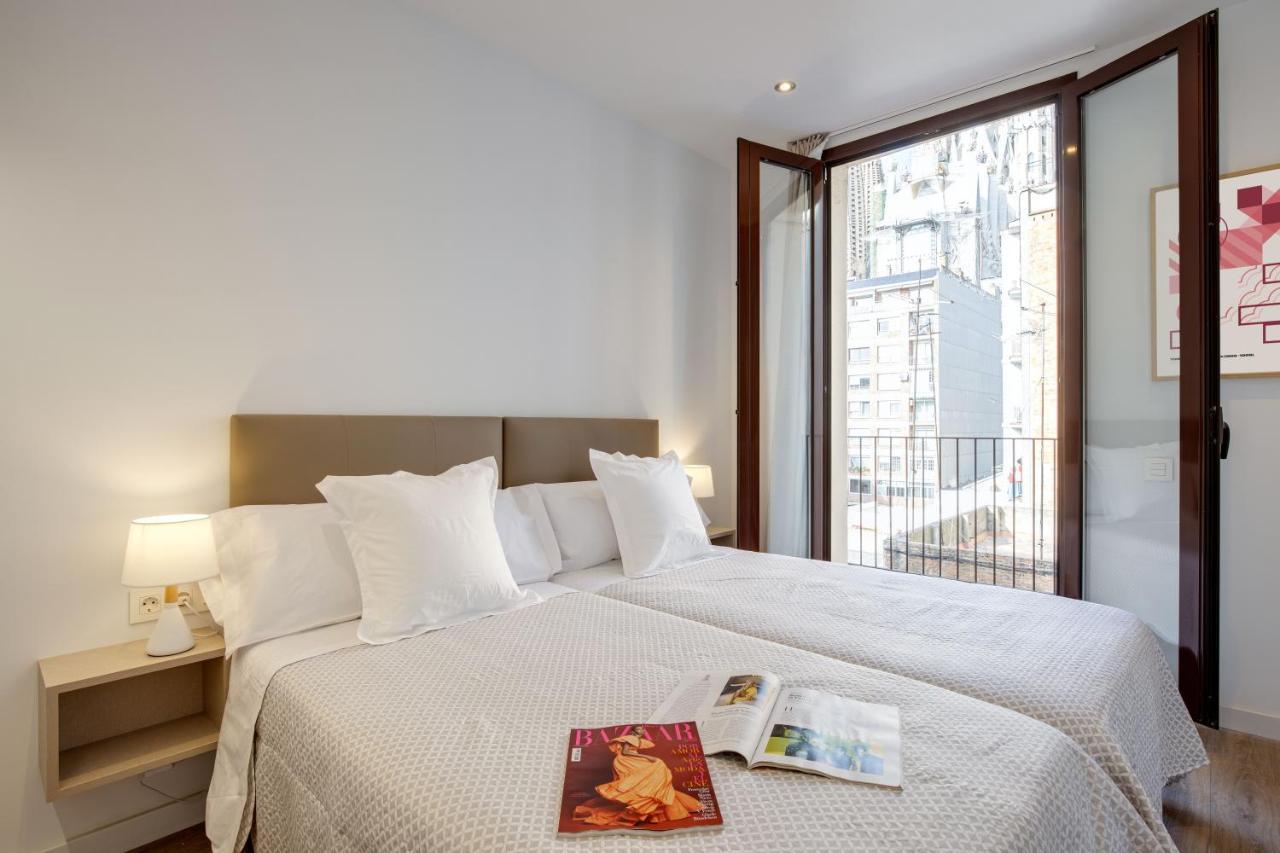 Lucasland Apartments Barcelona Bagian luar foto