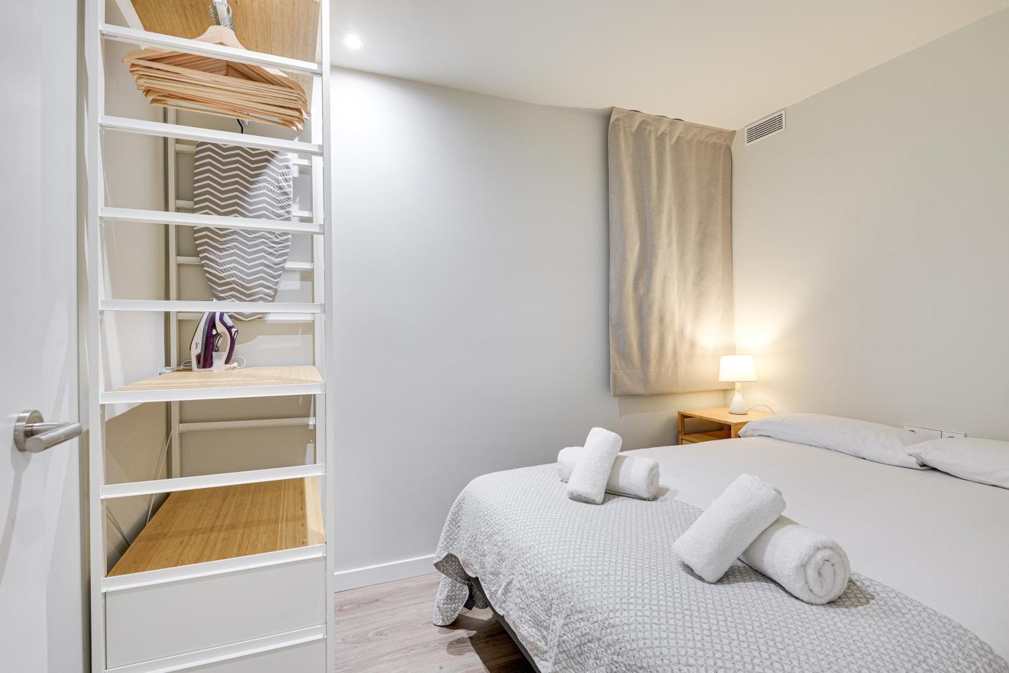 Lucasland Apartments Barcelona Bagian luar foto