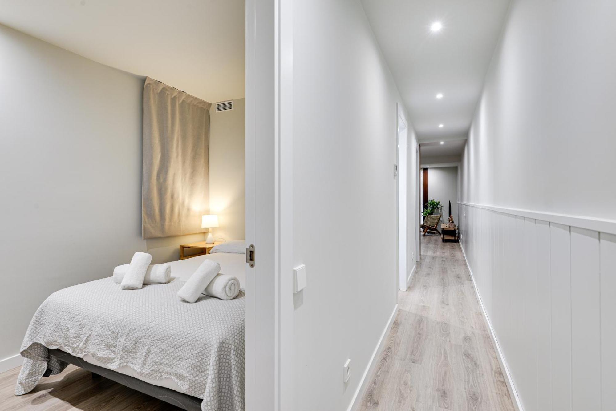 Lucasland Apartments Barcelona Bagian luar foto