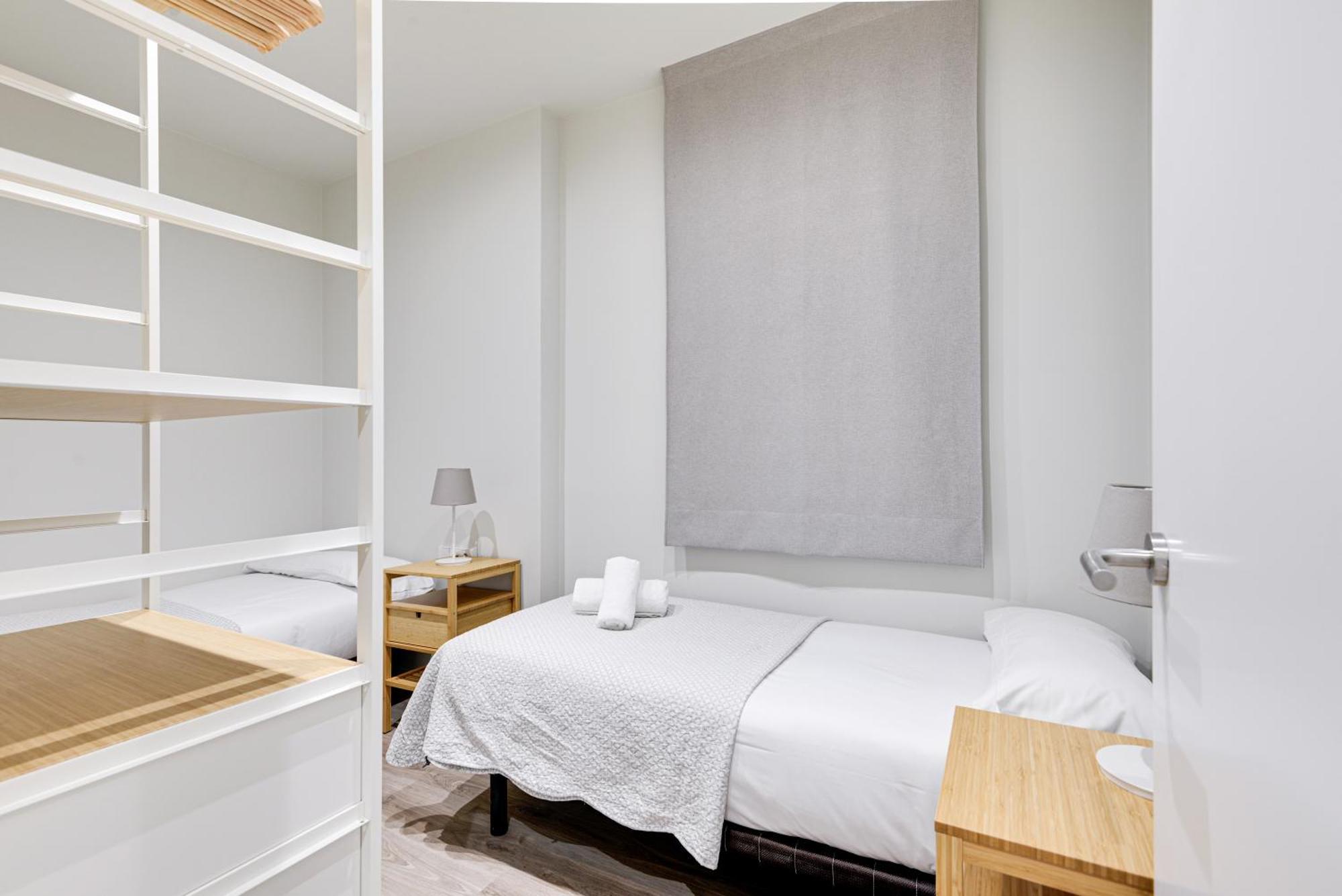 Lucasland Apartments Barcelona Bagian luar foto